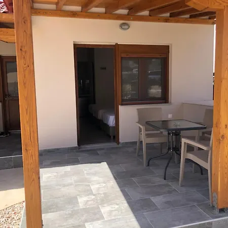 Daniela Apartments Nea Roda Exterior photo