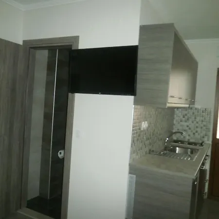 Daniela Apartments Nea Roda Exterior photo