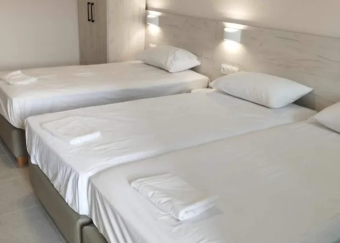 Daniela Apartments